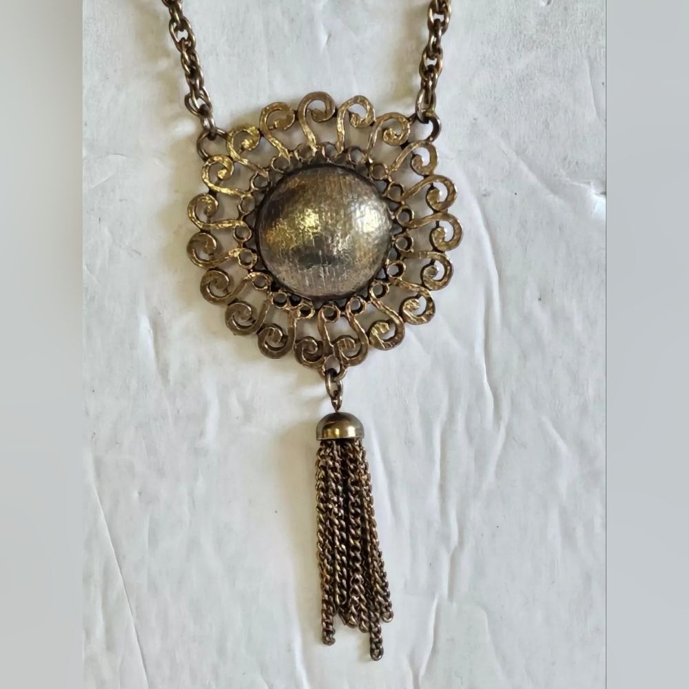 Vintage Signed Glenn Mitchell Gold  Tone 23" Pendant Chain Necklace